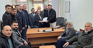 AK Parti Kargı İlçe Başkanı Av. Gülhan Demiral mazbatasını aldı