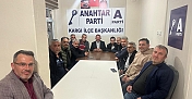 Anahtar Parti Kargı İlçe Teşkilatı yeni parti binasında ilk toplantısını yaptı