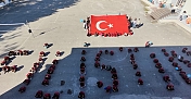 Kargı'da öğrenciler, insan hakları ve barış için tek yürek oldu